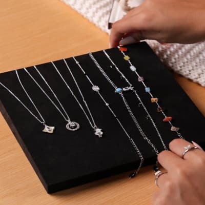 ‎ ١٠ قطع اكسسوارات أنيقة بلون فضي